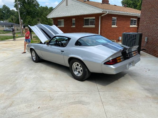 Chevrolet-Camaro-1982-Silver-1
