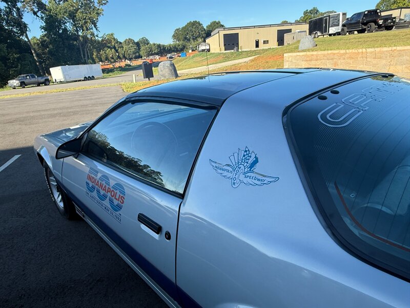 Chevrolet-Camaro-1982-Silver-24