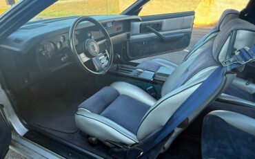 Chevrolet-Camaro-1982-Silver-30