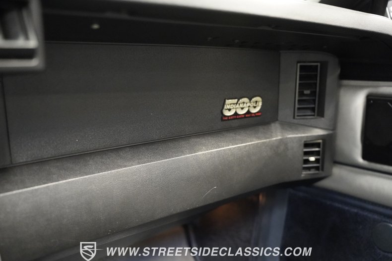 Chevrolet-Camaro-1982-Silver-Blue-21