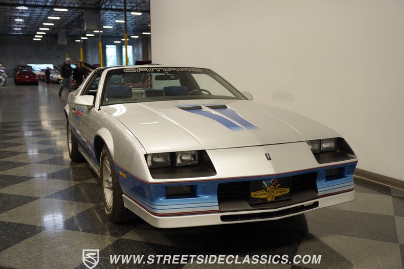 Chevrolet-Camaro-1982-Silver-Blue-8