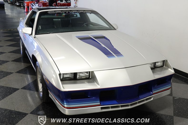 Chevrolet-Camaro-1982-Silver-Metallic-Silver-19