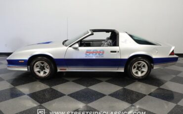 Chevrolet-Camaro-1982-Silver-Metallic-Silver