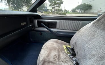 Chevrolet-Camaro-1982-Silver-amp-Blue-Silver-amp-Blue-1