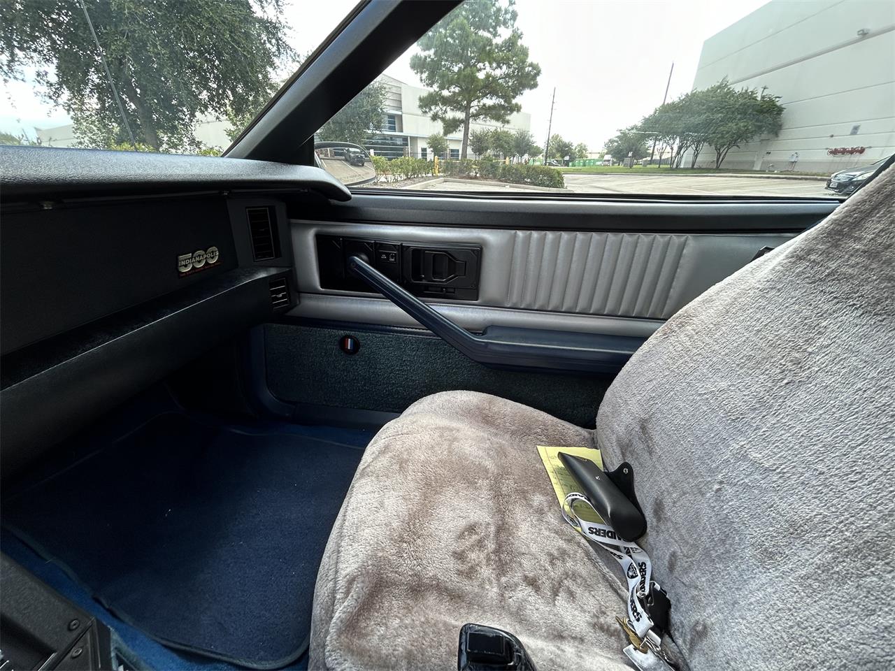 Chevrolet-Camaro-1982-Silver-amp-Blue-Silver-amp-Blue-1