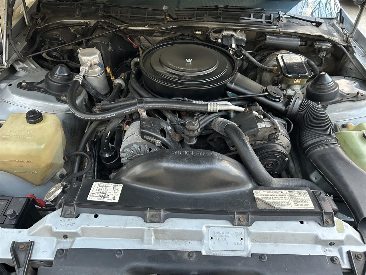 Chevrolet-Camaro-1982-Silver-amp-Blue-Silver-amp-Blue-11
