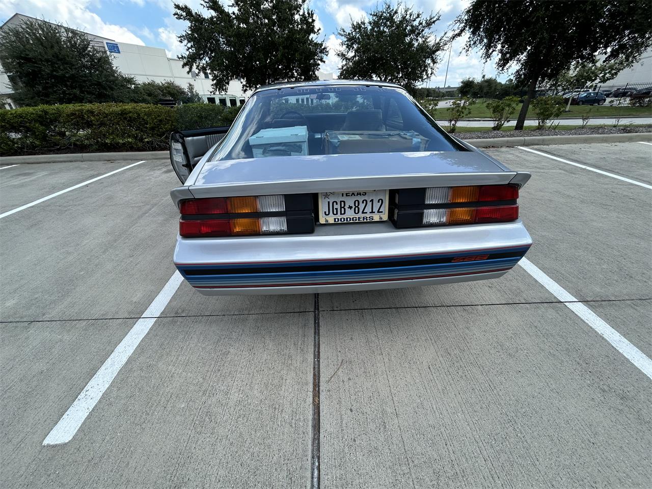 Chevrolet-Camaro-1982-Silver-amp-Blue-Silver-amp-Blue-5