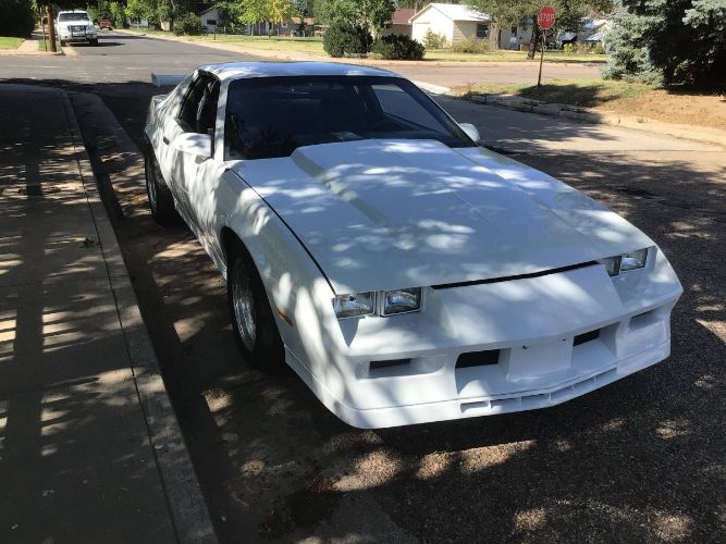 Chevrolet-Camaro-1982-White-14