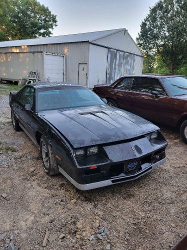 Chevrolet-Camaro-1984-6