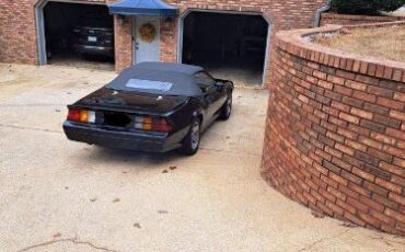 Chevrolet-Camaro-1984-Black-1
