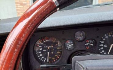 Chevrolet-Camaro-1984-Black-4