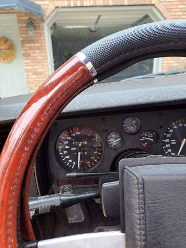 Chevrolet-Camaro-1984-Black-4