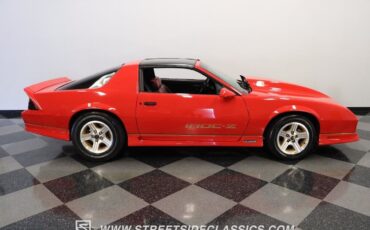 Chevrolet-Camaro-1984-Coupe-12