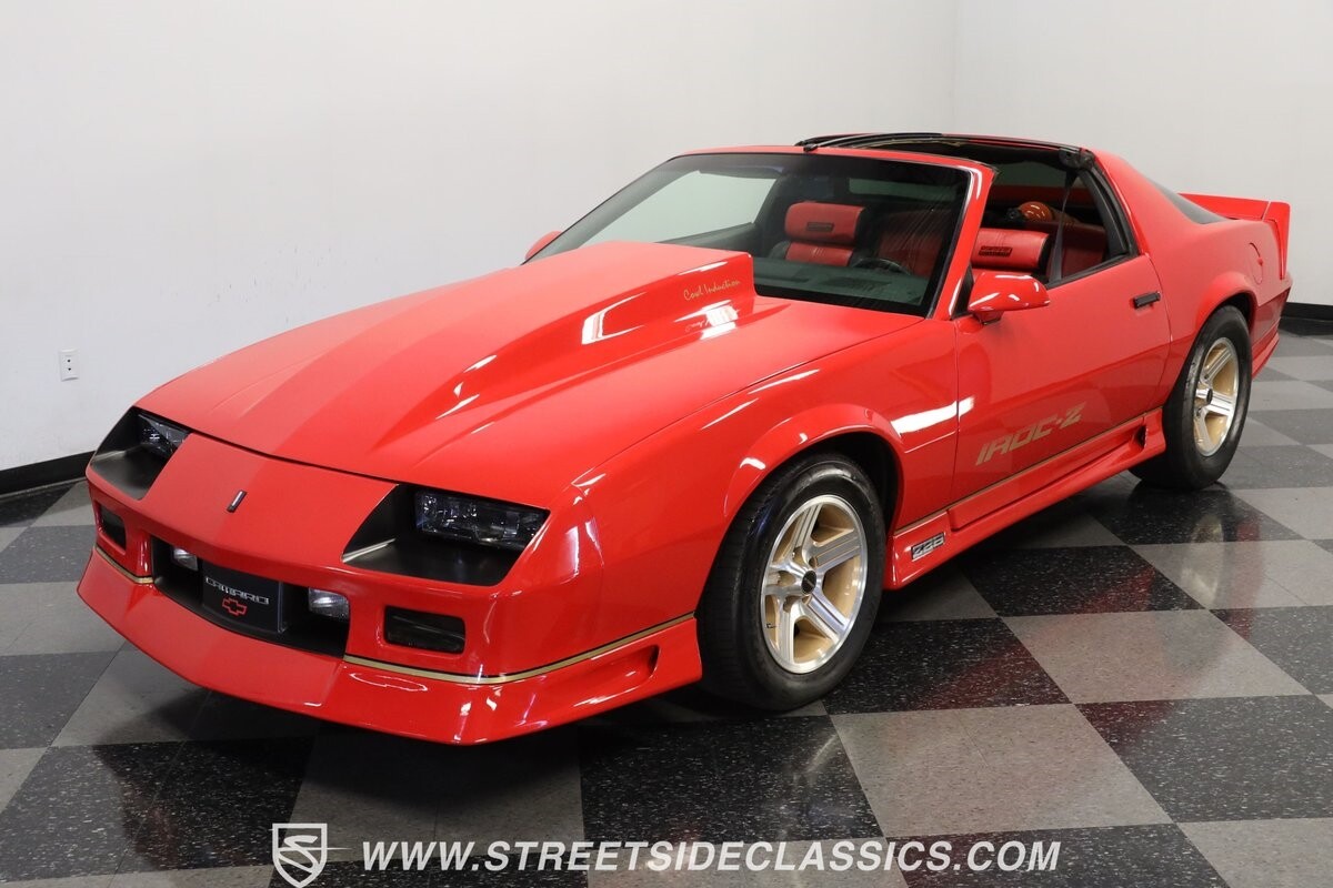 Chevrolet-Camaro-1984-Coupe-17