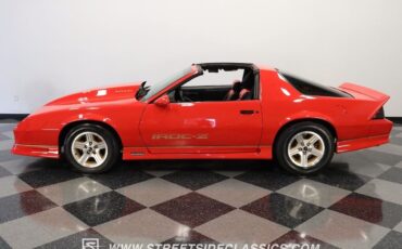 Chevrolet-Camaro-1984-Coupe-2