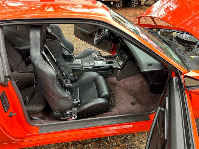 Chevrolet-Camaro-1984-Orange-4