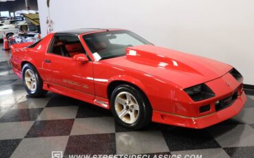 Chevrolet-Camaro-1984-Red-Black-ampamp-Red-12
