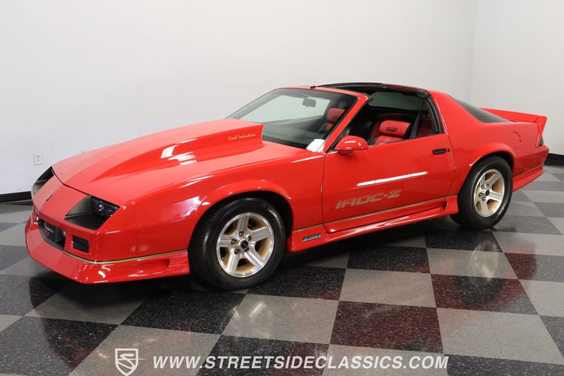 Chevrolet-Camaro-1984-Red-Black-ampamp-Red-4