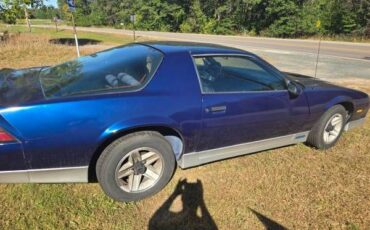 Chevrolet-Camaro-1985-3