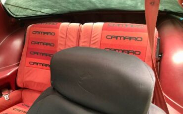 Chevrolet-Camaro-1985-Red-7