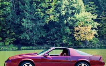 Chevrolet-Camaro-1985-Red-8