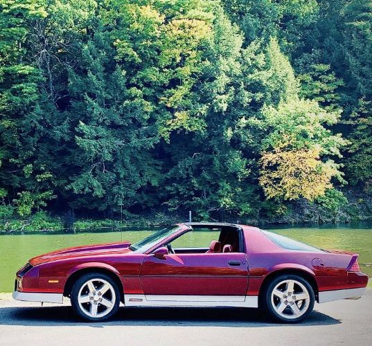 Chevrolet-Camaro-1985-Red-8