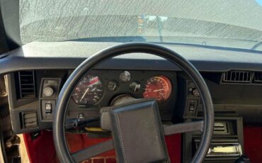 Chevrolet-Camaro-1986-White-4