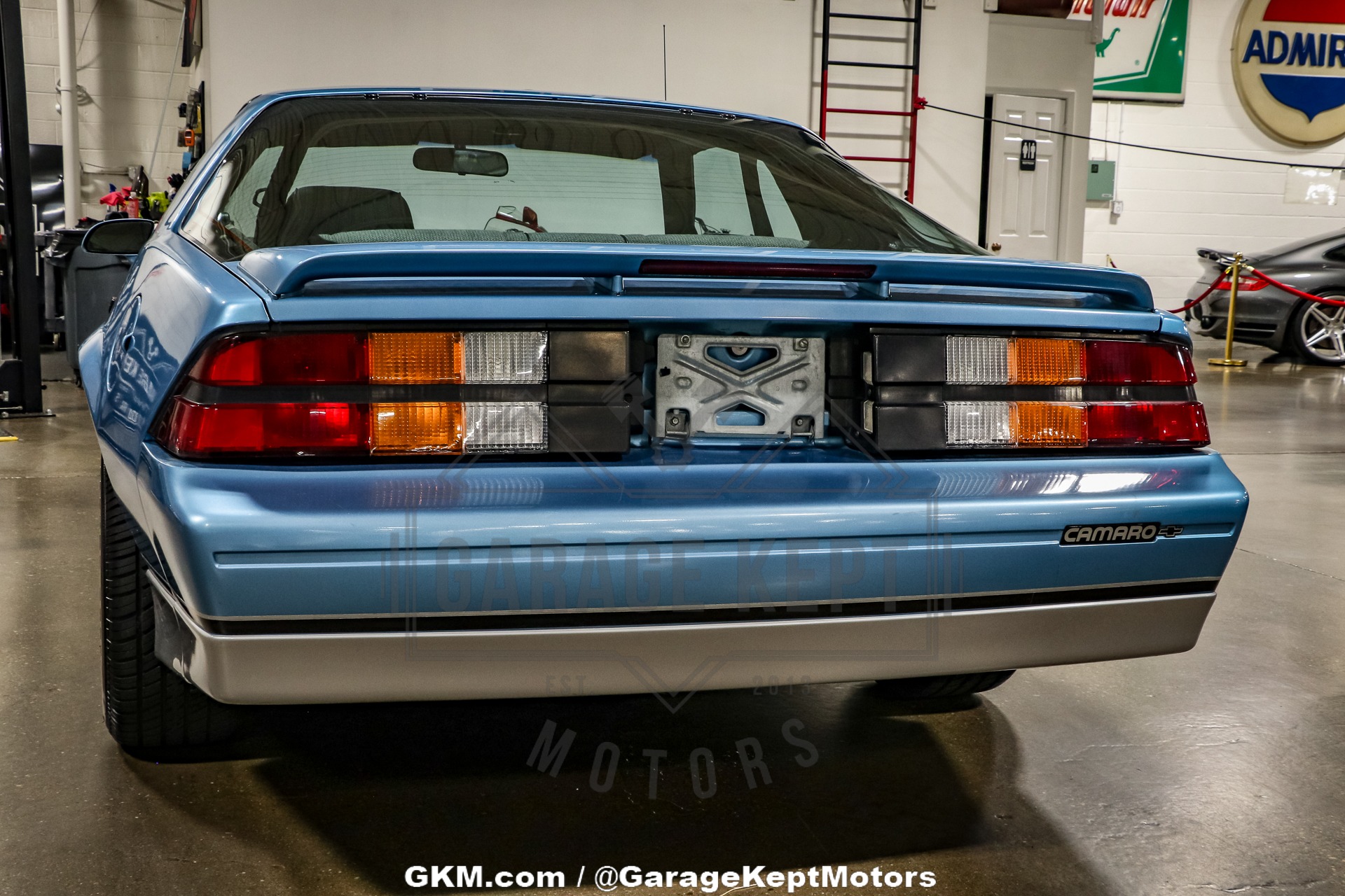 Chevrolet-Camaro-1988-Blue-Gray-42