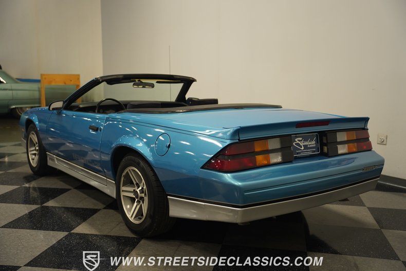 Chevrolet-Camaro-1988-Bright-Blue-Black-10