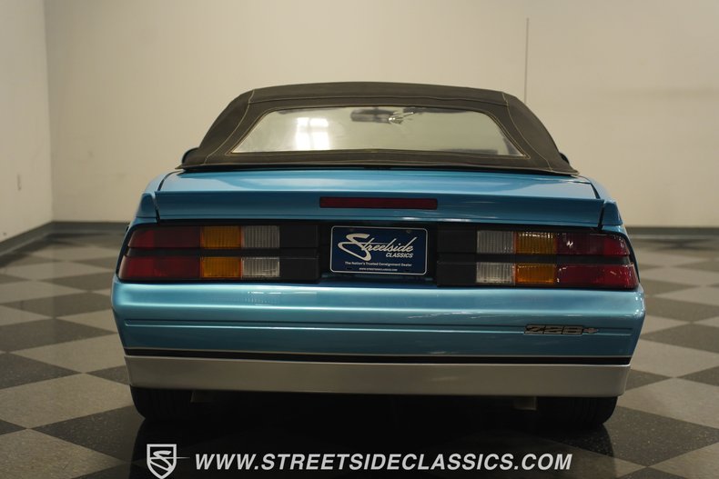 Chevrolet-Camaro-1988-Bright-Blue-Black-11