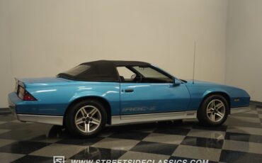 Chevrolet-Camaro-1988-Bright-Blue-Black-14