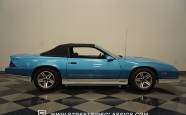 Chevrolet-Camaro-1988-Bright-Blue-Black-15