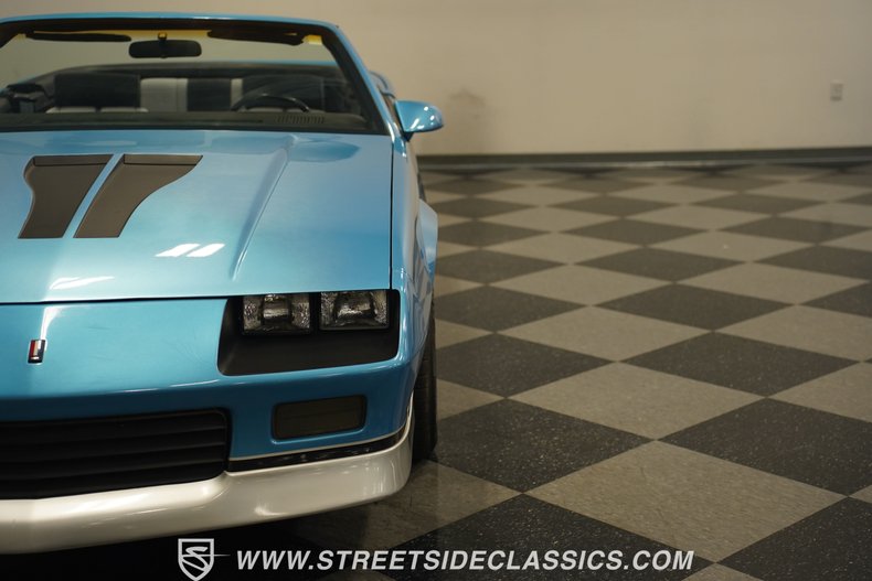 Chevrolet-Camaro-1988-Bright-Blue-Black-19