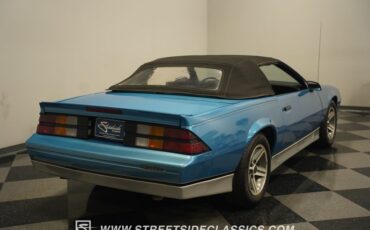 Chevrolet-Camaro-1988-Bright-Blue-Black-25