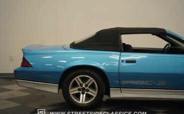 Chevrolet-Camaro-1988-Bright-Blue-Black-26