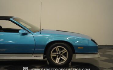 Chevrolet-Camaro-1988-Bright-Blue-Black-27