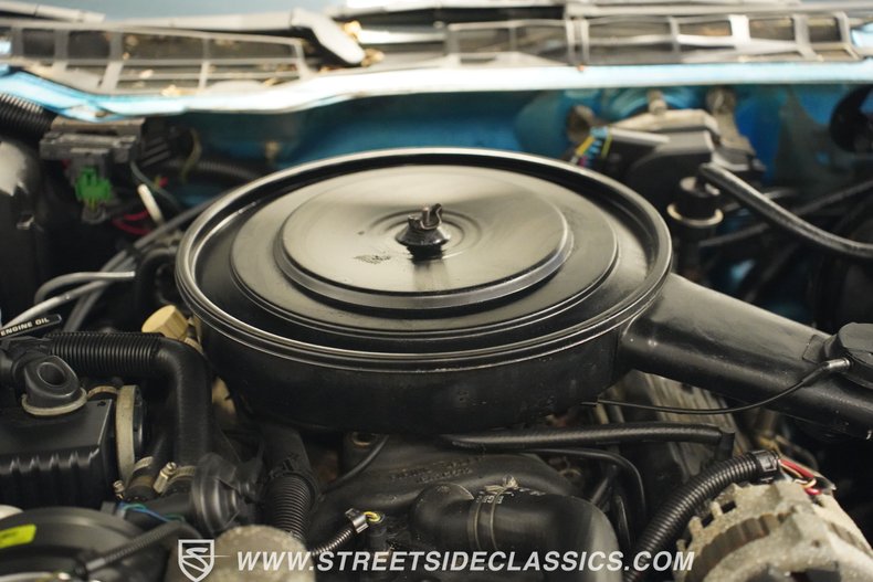 Chevrolet-Camaro-1988-Bright-Blue-Black-38