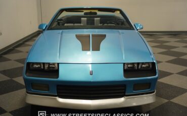 Chevrolet-Camaro-1988-Bright-Blue-Black-40