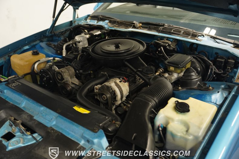 Chevrolet-Camaro-1988-Bright-Blue-Black-41