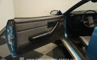 Chevrolet-Camaro-1988-Bright-Blue-Black-42