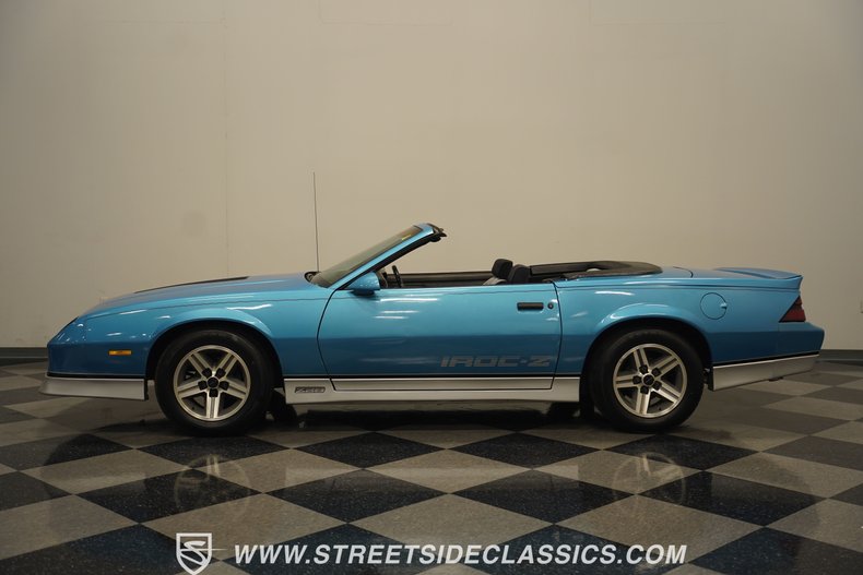 Chevrolet-Camaro-1988-Bright-Blue-Black-7