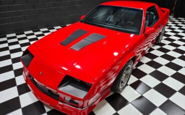 Chevrolet-Camaro-1988-Hatchback-16