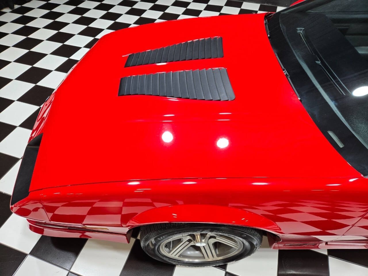 Chevrolet-Camaro-1988-Hatchback-24