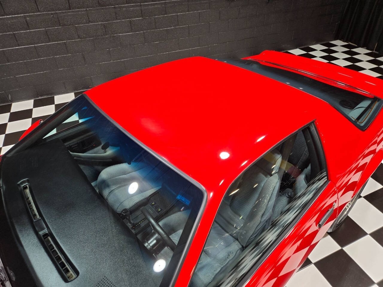 Chevrolet-Camaro-1988-Hatchback-27