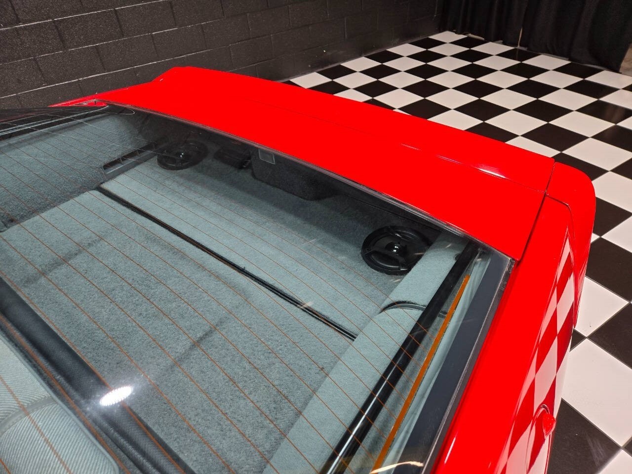 Chevrolet-Camaro-1988-Hatchback-31