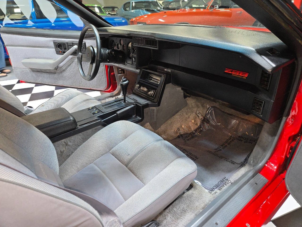 Chevrolet-Camaro-1988-Hatchback-9