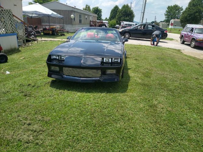 Chevrolet-Camaro-1989-3