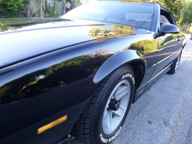 Chevrolet-Camaro-1989-Black-Gray-Cloth-16