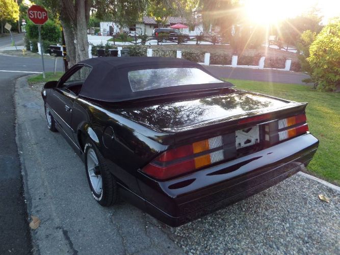 Chevrolet-Camaro-1989-Black-Gray-Cloth-18
