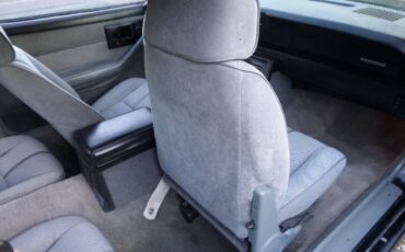 Chevrolet-Camaro-1989-Black-Gray-Cloth-9